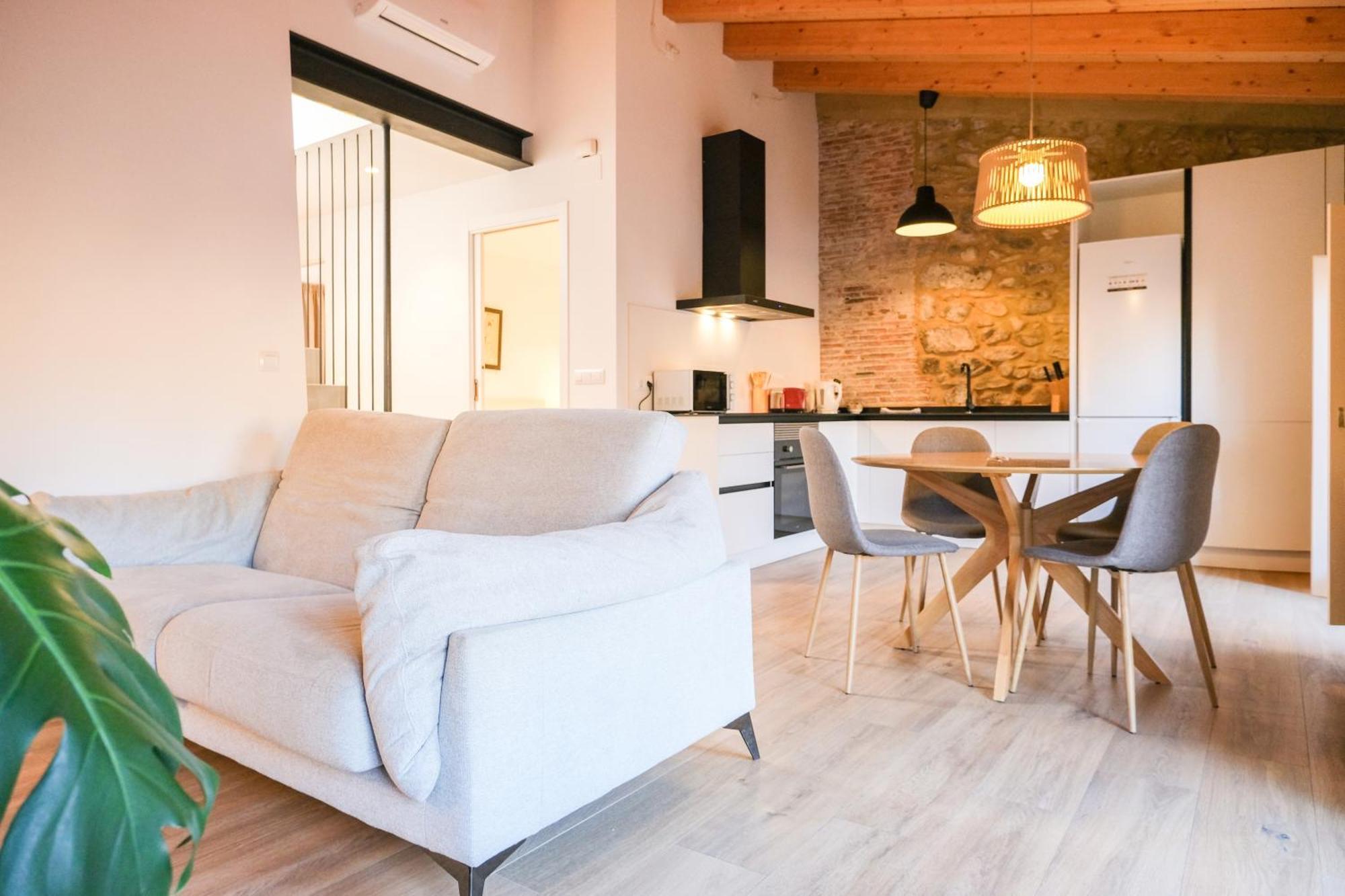 Ganganell Atic Apartamento Con Terraza En Besalú Exterior foto